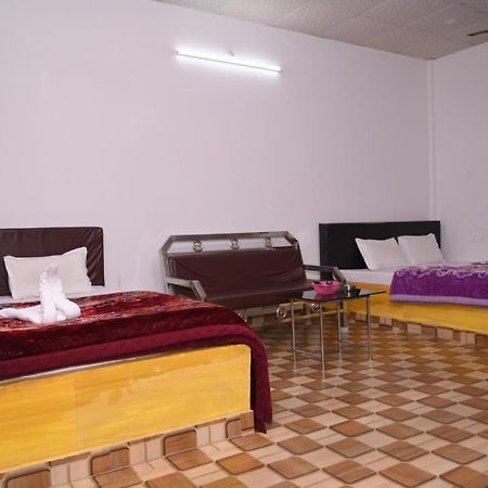Chang Ghar Resort Kāziranga Extérieur photo