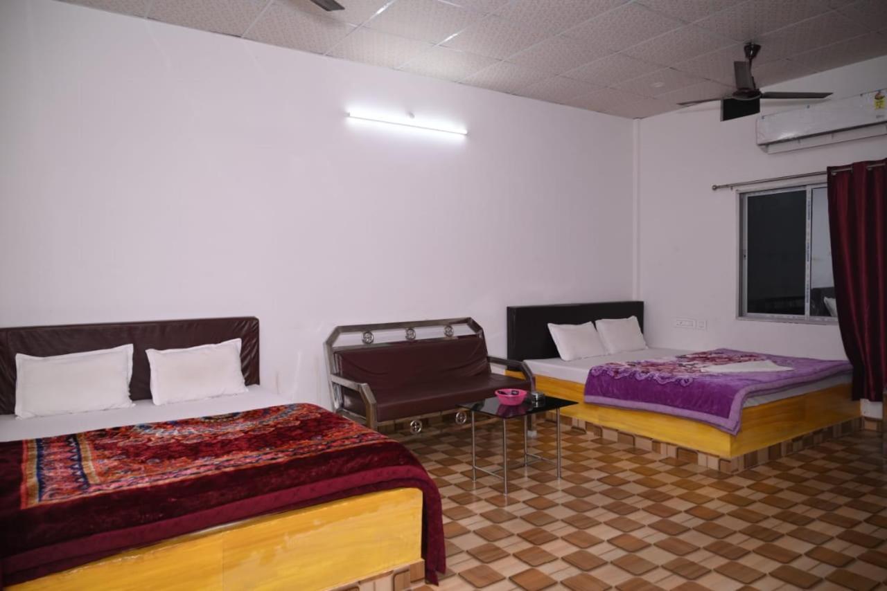 Chang Ghar Resort Kāziranga Extérieur photo